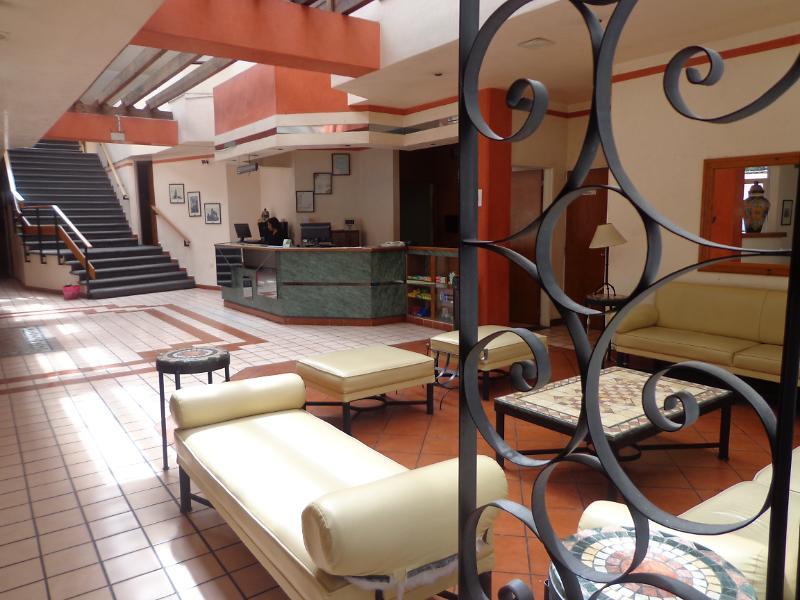 Hotel Granada Puebla Exteriör bild